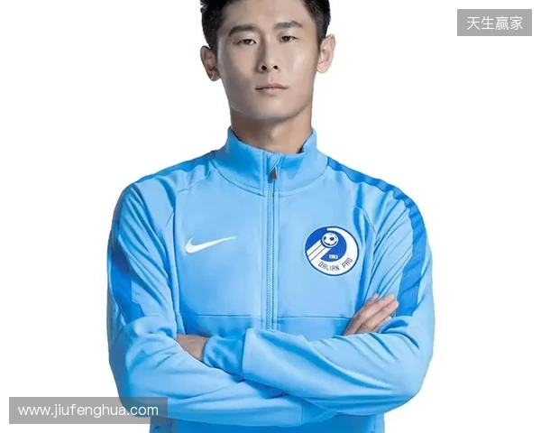 官方：前大连人、广州豹后卫单鹏飞加盟中甲石家庄功夫